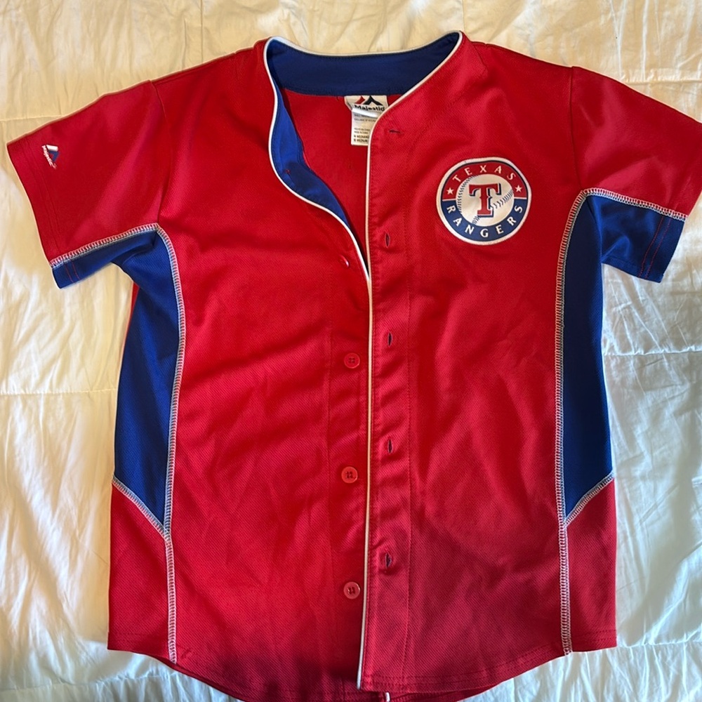 Boys Rangers jersey in god shape.